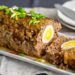 Мясной рулет с яйцом